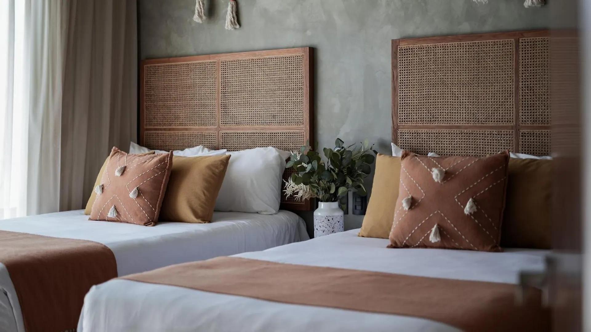 Contemporary Condo Central & Well-Located Tulum 0*,